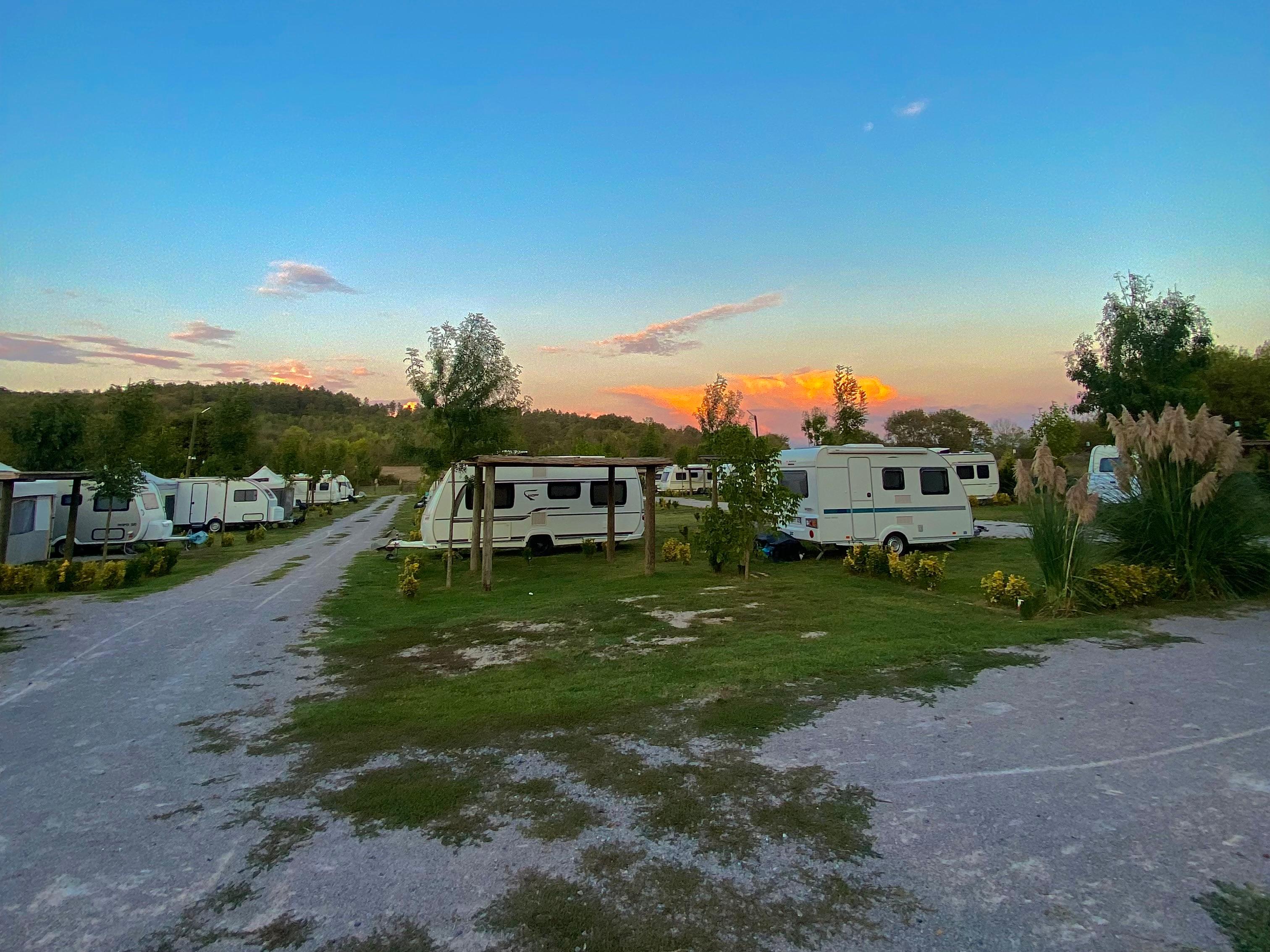 Forestlake Caravan Camping Kamp Alanı 11.jpg